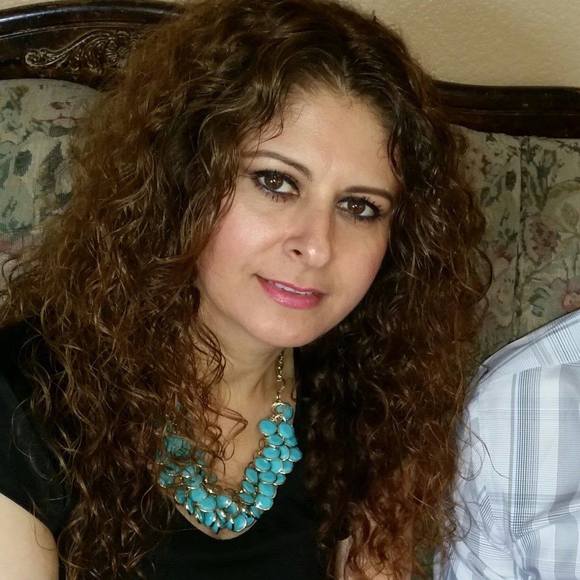 Meet your Posher, Mari - Picture 1 of 1